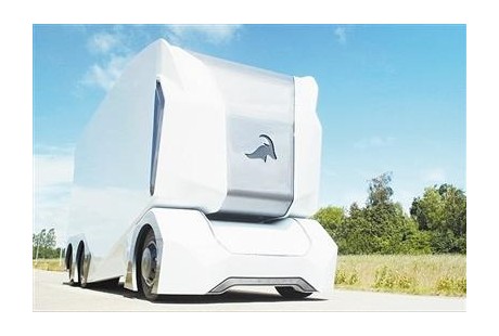 全球第一辆商用自动驾驶卡车上路