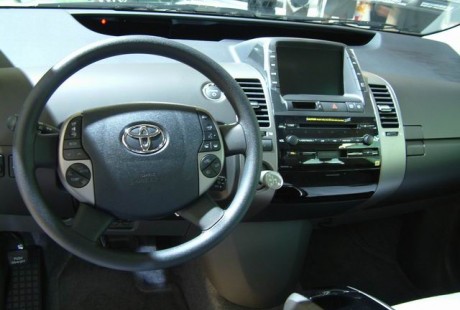 丰田计划对外销售自动驾驶技术