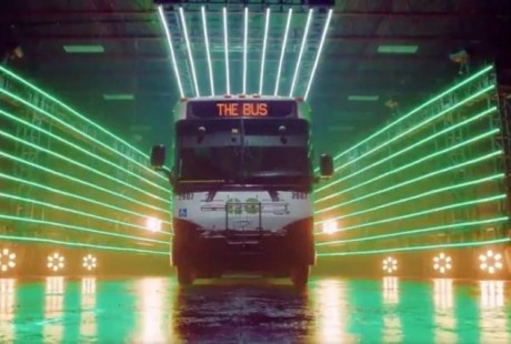 GO Transit放出震撼预告：享受无人驾驶般的巴士体验