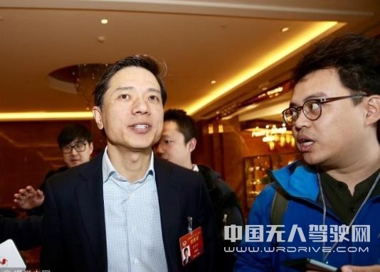 李彦宏:人工智能立法不该太超前