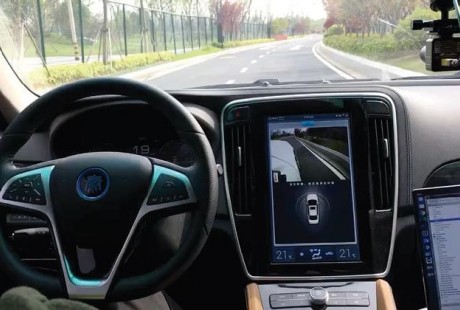 润和软件AutoCore无人驾驶汽车已经在路上了！