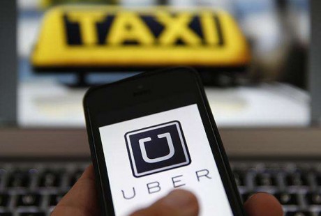 Uber CEO：明年上路自动驾驶出租车持保留意见