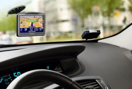 为什么自动驾驶汽车不能使用普通地图导航？