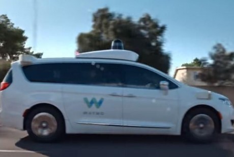 Alphabet旗下Waymo的无人驾驶汽车已在公共道路上行驶了2000万英里