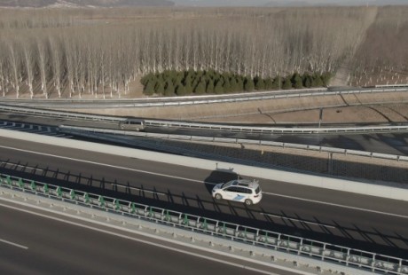 四维图新助力中国首次高速公路无人驾驶队列测试