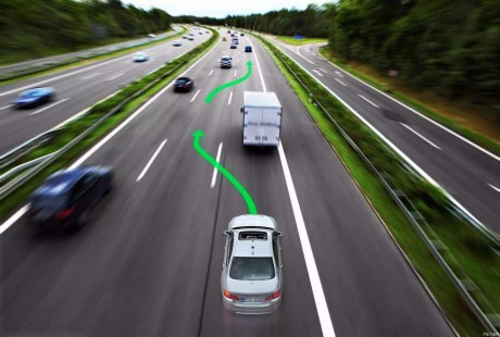 自动驾驶汽车：距离上路还有多远？