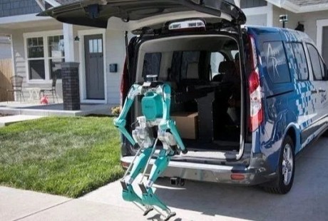 福特汽车公司即将推出自驾送货机器人！