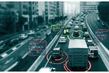 高精度定位智能汽车发布了，自动驾驶还远吗？