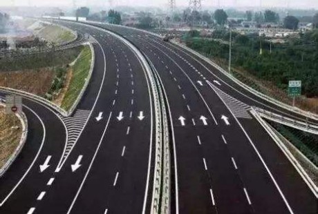 湖北开建首条智慧高速公路 可实现无人驾驶