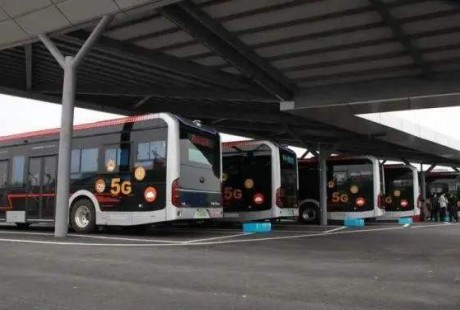 郑州开通常态化运行自动驾驶公交线路